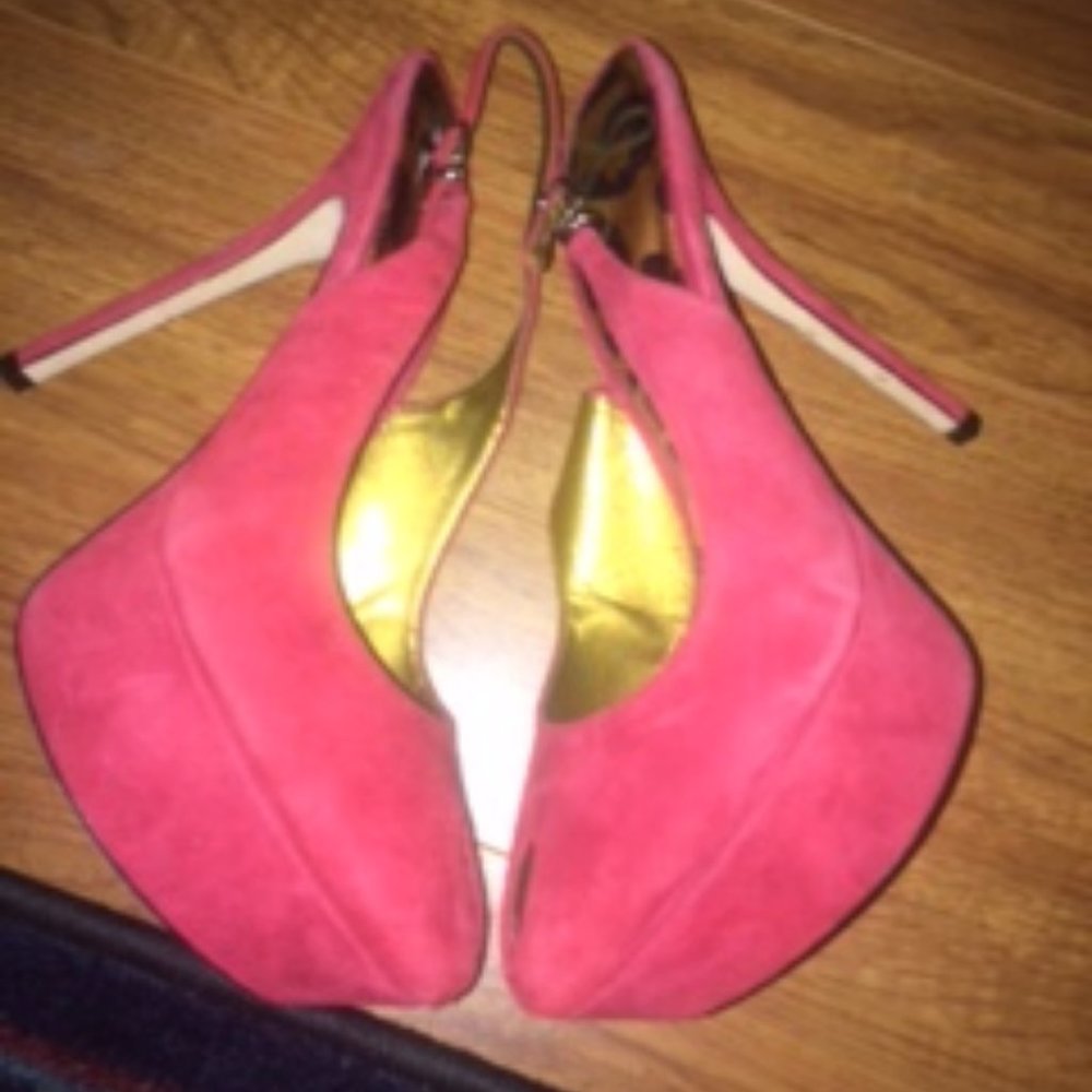 Red Platform Pumps - Picture 5 of 6
